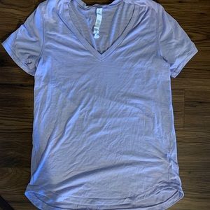 Lulu lemon tee